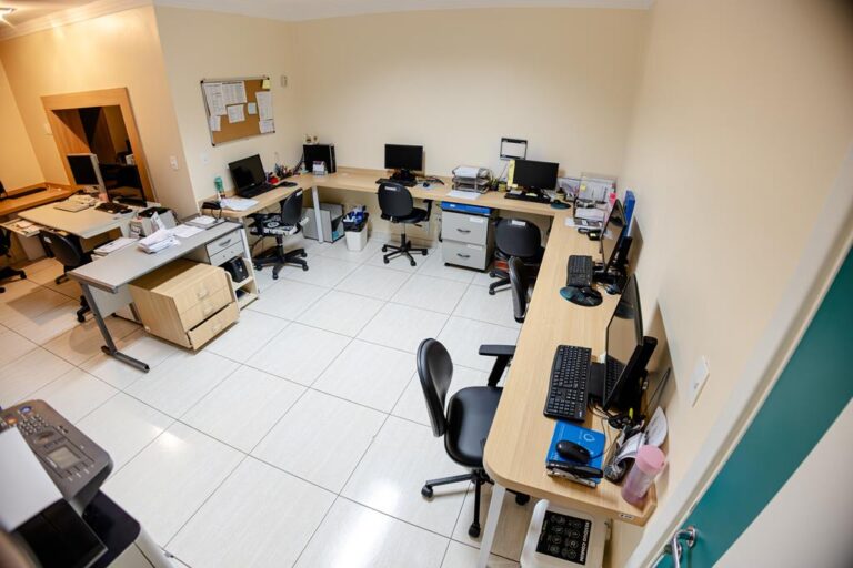 Optimized by JPEGmini 3.18.4.211163429-AP 0xea85e172
